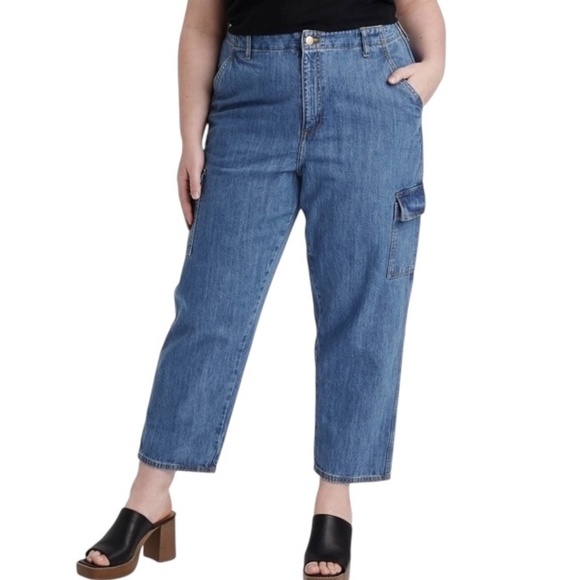 Universal Thread Cargo Boyfriend Jeans Mid Rise 100% Cotton Medium Wash Size 14 - Picture 1 of 16